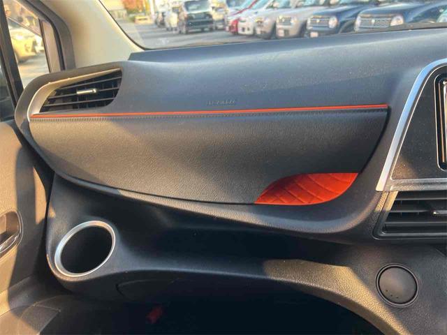 シエンタ Ｇ　ＥＴＣ　バックカメラ　ナビ　ＴＶ　レーンアシスト　衝突被害軽減システム　両側電動スライドドア　オートマチックハイビーム　スマートキー　アイドリングストップ　電動格納ミラー（44枚目）