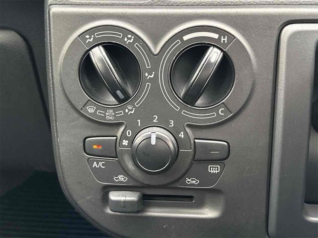 アルト L クリアランスソナー レーンアシスト 衝突被害軽減システム オートライト アイドリングストップ シートヒーター CVT ESC CD ミュージックプレイヤー接続可 エアコン(7枚目)