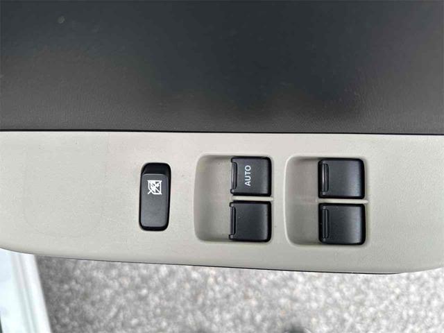 アルト L クリアランスソナー レーンアシスト 衝突被害軽減システム オートライト アイドリングストップ シートヒーター CVT ESC CD ミュージックプレイヤー接続可 エアコン(14枚目)