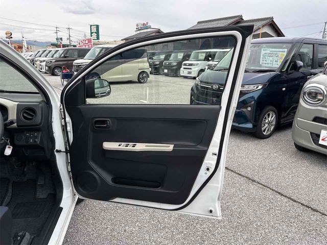 アルト L クリアランスソナー レーンアシスト 衝突被害軽減システム オートライト アイドリングストップ シートヒーター CVT ESC CD ミュージックプレイヤー接続可 エアコン(35枚目)