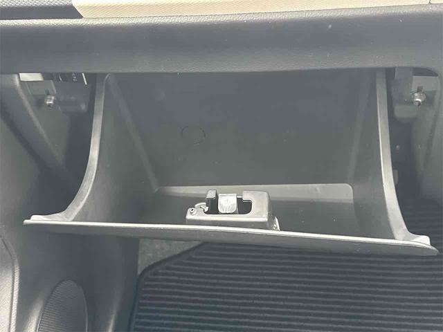 アルト L クリアランスソナー レーンアシスト 衝突被害軽減システム オートライト アイドリングストップ シートヒーター CVT ESC CD ミュージックプレイヤー接続可 エアコン(42枚目)