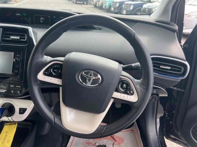 プリウス Sツーリングセレクション ETC クリアランスソナー レーンアシスト バックカメラ ナビ TV アルミホイール LEDヘッドランプ CVT スマートキー 電動格納ミラー 盗難防止システム 衝突安全ボディ(8枚目)