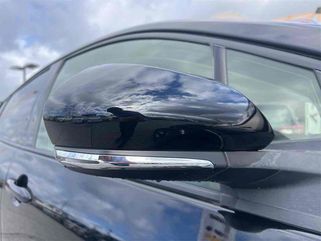 プリウス Sツーリングセレクション ETC クリアランスソナー レーンアシスト バックカメラ ナビ TV アルミホイール LEDヘッドランプ CVT スマートキー 電動格納ミラー 盗難防止システム 衝突安全ボディ(28枚目)