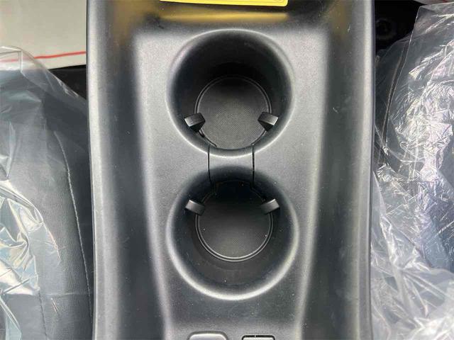 プリウス Sツーリングセレクション ETC クリアランスソナー レーンアシスト バックカメラ ナビ TV アルミホイール LEDヘッドランプ CVT スマートキー 電動格納ミラー 盗難防止システム 衝突安全ボディ(40枚目)