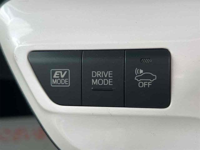 プリウス Sツーリングセレクション ETC クリアランスソナー レーンアシスト バックカメラ ナビ TV アルミホイール LEDヘッドランプ CVT スマートキー 電動格納ミラー 盗難防止システム 衝突安全ボディ(42枚目)