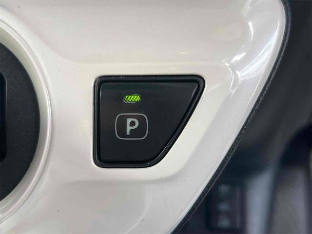 プリウス Sツーリングセレクション ETC クリアランスソナー レーンアシスト バックカメラ ナビ TV アルミホイール LEDヘッドランプ CVT スマートキー 電動格納ミラー 盗難防止システム 衝突安全ボディ(43枚目)