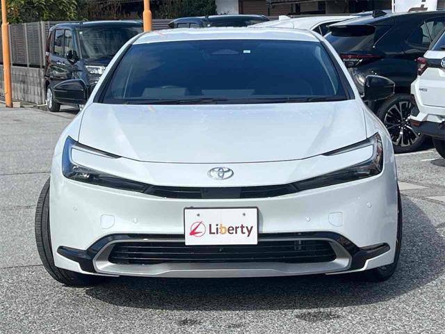 プリウス Z クリアランスソナー レーンアシスト オートクルーズコントロール パークアシスト 衝突被害軽減システム 全周囲カメラ アルミホイール オートマチックハイビーム LEDヘッドランプ CVT シートヒーター(15枚目)