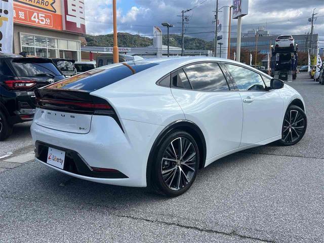 プリウス Z クリアランスソナー レーンアシスト オートクルーズコントロール パークアシスト 衝突被害軽減システム 全周囲カメラ アルミホイール オートマチックハイビーム LEDヘッドランプ CVT シートヒーター(18枚目)