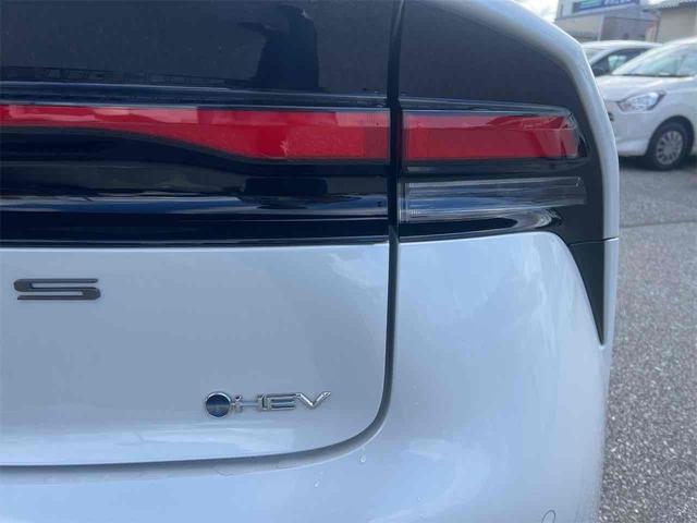 プリウス Z クリアランスソナー レーンアシスト オートクルーズコントロール パークアシスト 衝突被害軽減システム 全周囲カメラ アルミホイール オートマチックハイビーム LEDヘッドランプ CVT シートヒーター(30枚目)