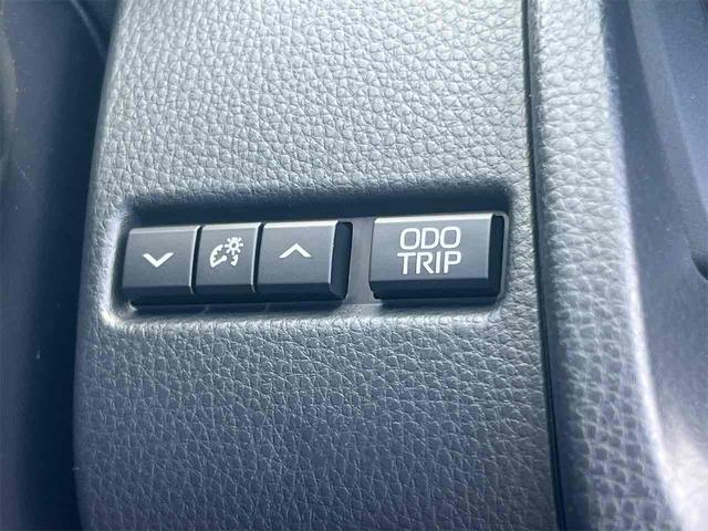 プリウス Z クリアランスソナー レーンアシスト オートクルーズコントロール パークアシスト 衝突被害軽減システム 全周囲カメラ アルミホイール オートマチックハイビーム LEDヘッドランプ CVT シートヒーター(42枚目)