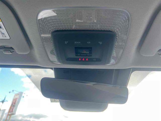 プリウス Z クリアランスソナー レーンアシスト オートクルーズコントロール パークアシスト 衝突被害軽減システム 全周囲カメラ アルミホイール オートマチックハイビーム LEDヘッドランプ CVT シートヒーター(46枚目)