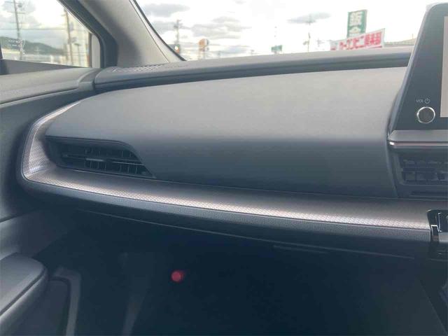 プリウス Z クリアランスソナー レーンアシスト オートクルーズコントロール パークアシスト 衝突被害軽減システム 全周囲カメラ アルミホイール オートマチックハイビーム LEDヘッドランプ CVT シートヒーター(47枚目)