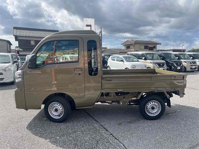 ハイゼットトラック ジャンボエクストラ 4WD 4WD CVT 衝突被害軽減システム クリアランスソナー スマートキー アイドリングストップ 電動格納ミラー ESC エアコン(11枚目)