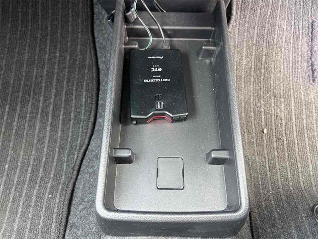 ミライース Ｌ　ＳＡＩＩＩ　ＥＴＣ　クリアランスソナー　衝突被害軽減システム　オートマチックハイビーム　キーレスエントリー　アイドリングストップ　ＣＶＴ　ＥＳＣ　ＵＳＢ　Ｂｌｕｅｔｏｏｔｈ　エアコン　パワーステアリング（11枚目）