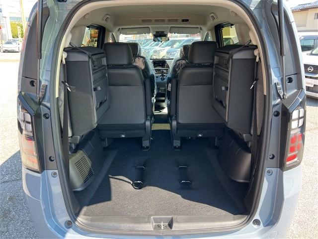 フリード エアー EX バックカメラ クリアランスソナー オートクルーズコントロール レーンアシスト 衝突被害軽減システム 両側電動スライドドア オートライト LEDヘッドランプ スマートキー 電動格納ミラー シートヒーター(33枚目)