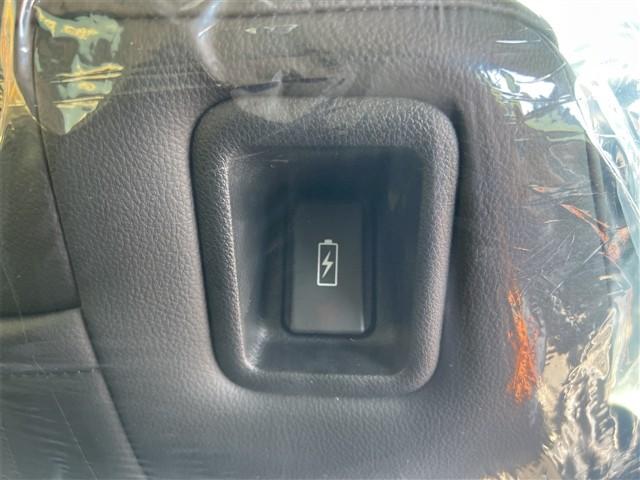 フリード エアー EX バックカメラ クリアランスソナー オートクルーズコントロール レーンアシスト 衝突被害軽減システム 両側電動スライドドア オートライト LEDヘッドランプ スマートキー 電動格納ミラー シートヒーター(47枚目)