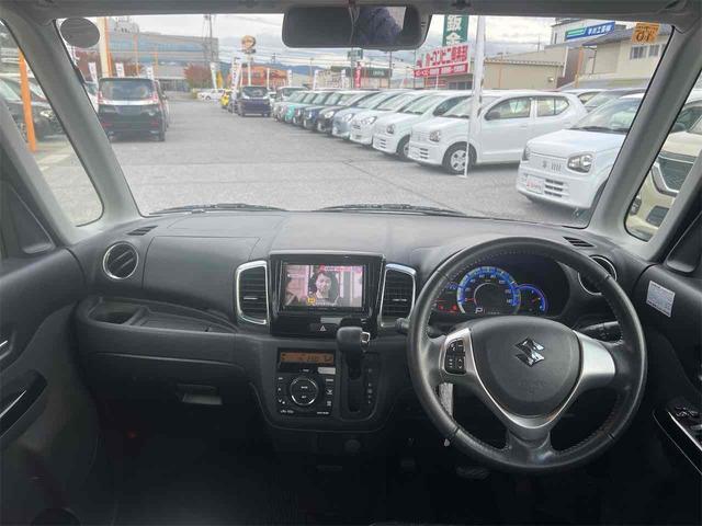 スペーシアカスタム ＸＳリミテッド　両側電動スライドドア　ナビ　ＴＶ　衝突被害軽減システム　オートライト　スマートキー　アイドリングストップ　電動格納ミラー　シートヒーター　ベンチシート　ＣＶＴ　ＥＳＣ　ＣＤ　ＵＳＢ　アルミホイール（6枚目）