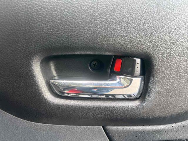 スペーシアカスタム ＸＳリミテッド　両側電動スライドドア　ナビ　ＴＶ　衝突被害軽減システム　オートライト　スマートキー　アイドリングストップ　電動格納ミラー　シートヒーター　ベンチシート　ＣＶＴ　ＥＳＣ　ＣＤ　ＵＳＢ　アルミホイール（37枚目）