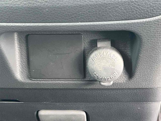 スペーシアカスタム ＸＳリミテッド　両側電動スライドドア　ナビ　ＴＶ　衝突被害軽減システム　オートライト　スマートキー　アイドリングストップ　電動格納ミラー　シートヒーター　ベンチシート　ＣＶＴ　ＥＳＣ　ＣＤ　ＵＳＢ　アルミホイール（40枚目）