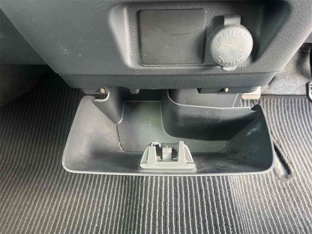 スペーシアカスタム ＸＳリミテッド　両側電動スライドドア　ナビ　ＴＶ　衝突被害軽減システム　オートライト　スマートキー　アイドリングストップ　電動格納ミラー　シートヒーター　ベンチシート　ＣＶＴ　ＥＳＣ　ＣＤ　ＵＳＢ　アルミホイール（41枚目）