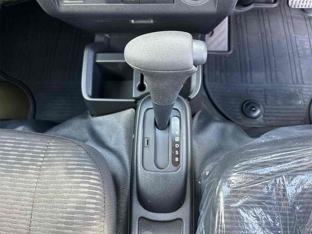 ハイゼットトラック ジャンボエクストラ 4WD CVT 衝突被害軽減システム クリアランスソナー スマートキー アイドリングストップ 電動格納ミラー オートライト ABS ESC エアコン パワーステアリング パワーウィンドウ(31枚目)