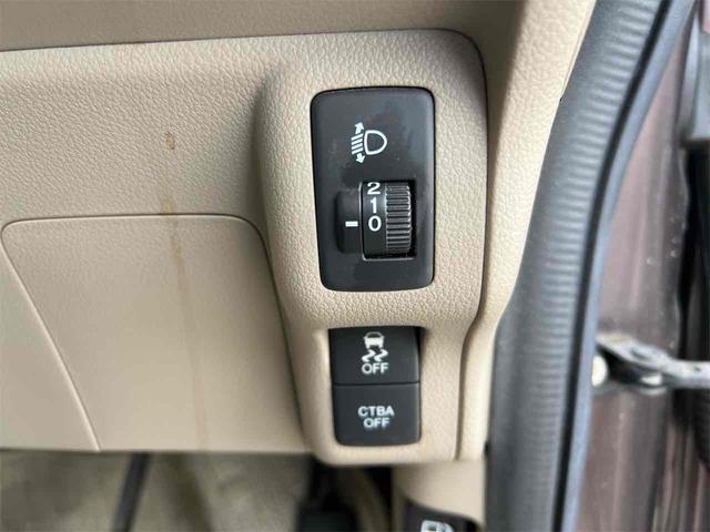 Ｎ－ＢＯＸ Ｇ・Ｌパッケージ　ＥＴＣ　バックカメラ　両側スライド・片側電動　スマートキー　アイドリングストップ　電動格納ミラー　ベンチシート　ＣＶＴ　ＥＳＣ　チップアップシート　エアコン　パワーウィンドウ（9枚目）