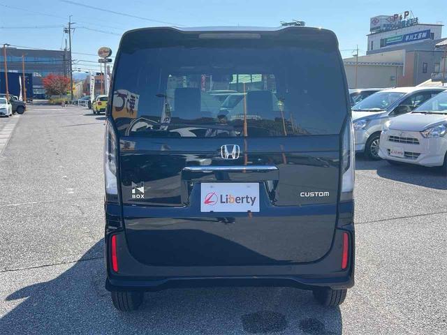 N-BOXカスタム ベースグレード バックカメラ 両側スライド・片側電動 クリアランスソナー レーンアシスト オートライト スマートキー 電動格納ミラー CVT ESC チップアップシート アルミホイール エアコン パワーウィンドウ(20枚目)