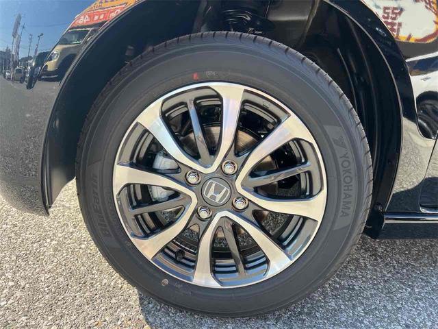 N-BOXカスタム ベースグレード バックカメラ 両側スライド・片側電動 クリアランスソナー レーンアシスト オートライト スマートキー 電動格納ミラー CVT ESC チップアップシート アルミホイール エアコン パワーウィンドウ(24枚目)