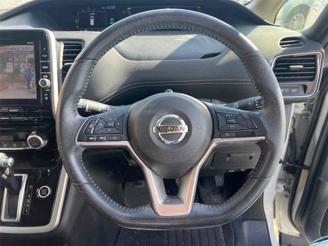 日産 セレナ 6枚目