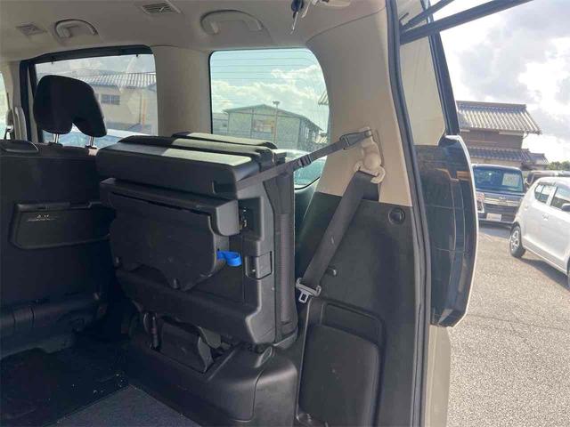 日産 セレナ 31枚目