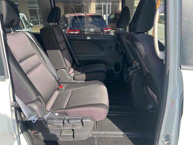 日産 セレナ 34枚目