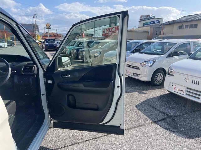 日産 セレナ 37枚目