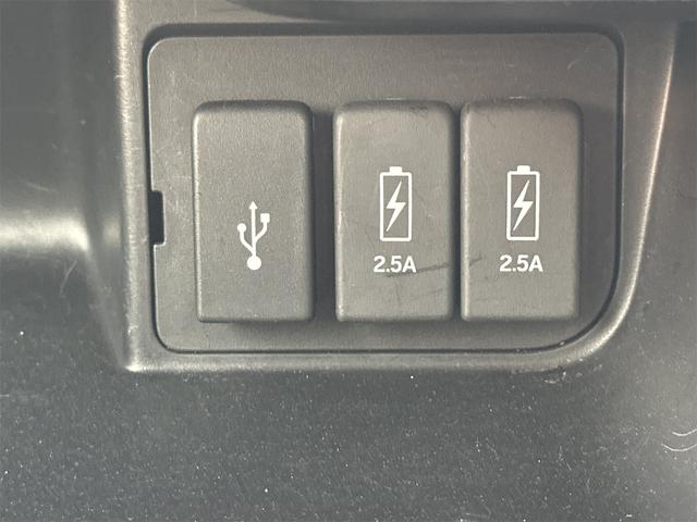 N-BOXカスタム L ETC バックカメラ 両側スライド・片側電動 ナビ TV クリアランスソナー レーンアシスト 衝突被害軽減システム オートライト スマートキー アイドリングストップ シートヒーター ベンチシート(48枚目)