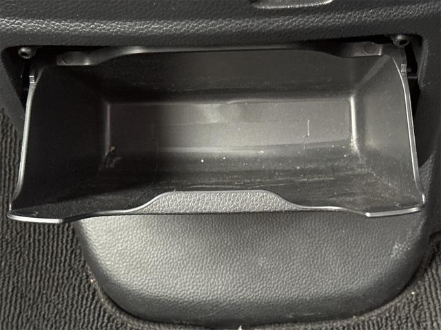 N-BOXカスタム L ETC バックカメラ 両側スライド・片側電動 ナビ TV クリアランスソナー レーンアシスト 衝突被害軽減システム オートライト スマートキー アイドリングストップ シートヒーター ベンチシート(50枚目)