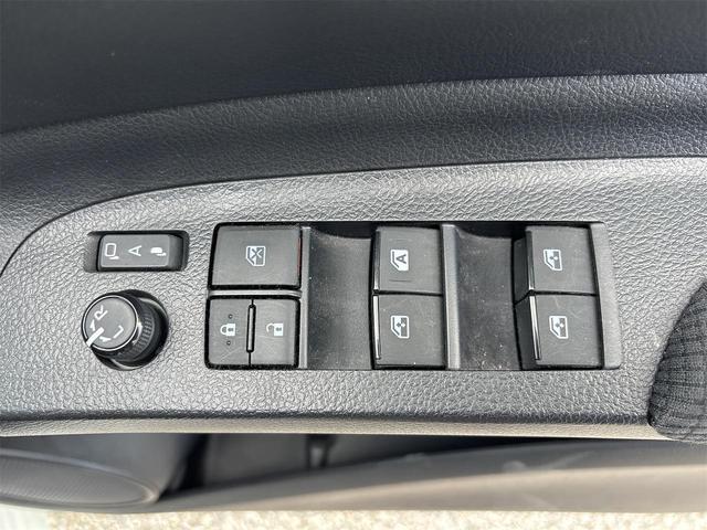 シエンタ Ｇ　セーフティーエディション　ＥＴＣ　全周囲カメラ　ナビ　ＴＶ　レーンアシスト　衝突被害軽減システム　両側電動スライドドア　オートマチックハイビーム　ＬＥＤヘッドランプ　スマートキー　アイドリングストップ　電動格納ミラー（19枚目）