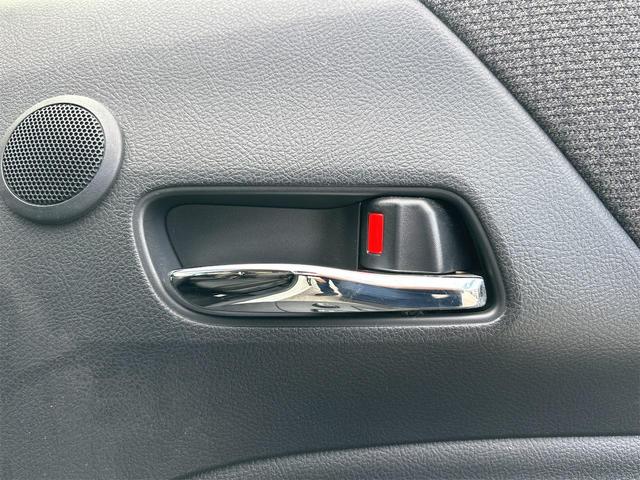 シエンタ Ｇ　セーフティーエディション　ＥＴＣ　全周囲カメラ　ナビ　ＴＶ　レーンアシスト　衝突被害軽減システム　両側電動スライドドア　オートマチックハイビーム　ＬＥＤヘッドランプ　スマートキー　アイドリングストップ　電動格納ミラー（41枚目）