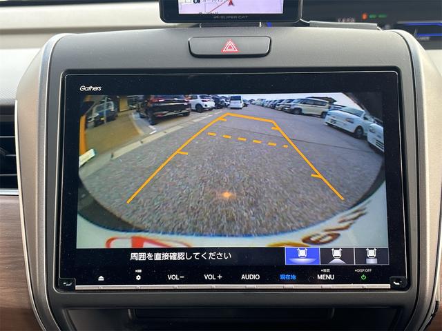 フリードハイブリッド ハイブリッド・Gホンダセンシング 衝突軽減B 純正9インチナビ Bluetooth対応 Bカメラ ビルドインETC 両側自動ドア アダプティブクルーズコントロール LEDヘッドライト スマートキー プッシュスタート 電動格納ミラー(8枚目)