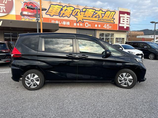 フリードハイブリッド ハイブリッド・Gホンダセンシング 衝突軽減B 純正9インチナビ Bluetooth対応 Bカメラ ビルドインETC 両側自動ドア アダプティブクルーズコントロール LEDヘッドライト スマートキー プッシュスタート 電動格納ミラー(17枚目)