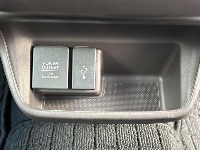 フリードハイブリッド ハイブリッド・Gホンダセンシング 衝突軽減B 純正9インチナビ Bluetooth対応 Bカメラ ビルドインETC 両側自動ドア アダプティブクルーズコントロール LEDヘッドライト スマートキー プッシュスタート 電動格納ミラー(39枚目)