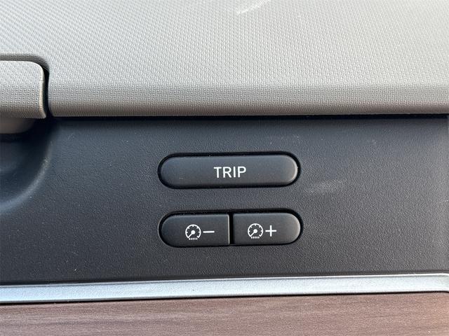 フリードハイブリッド ハイブリッド・Gホンダセンシング 衝突軽減B 純正9インチナビ Bluetooth対応 Bカメラ ビルドインETC 両側自動ドア アダプティブクルーズコントロール LEDヘッドライト スマートキー プッシュスタート 電動格納ミラー(49枚目)