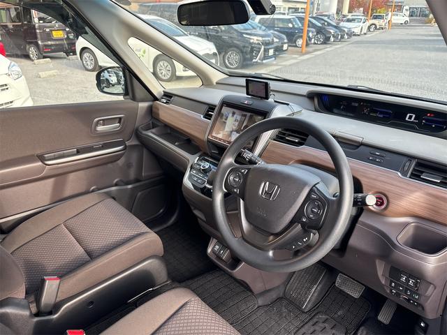 フリードハイブリッド ハイブリッド・Gホンダセンシング 衝突軽減B 純正9インチナビ Bluetooth対応 Bカメラ ビルドインETC 両側自動ドア アダプティブクルーズコントロール LEDヘッドライト スマートキー プッシュスタート 電動格納ミラー(52枚目)