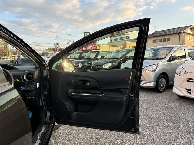 トヨタ アクア 34枚目