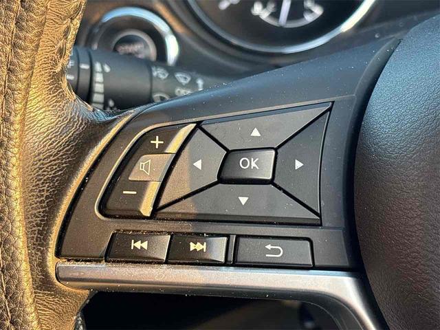 エクストレイル ２０Ｘ　４ＷＤ　衝突軽減Ｂ　プロパイロット　純正９インチナビ　Ｂｌｕｅｔｏｏｔｈ対応　アラウンドビューモニター　クルーズコントロール　パワーバックドア　ＬＥＤヘッドライト　プッシュスタート　電子パーキング（50枚目）