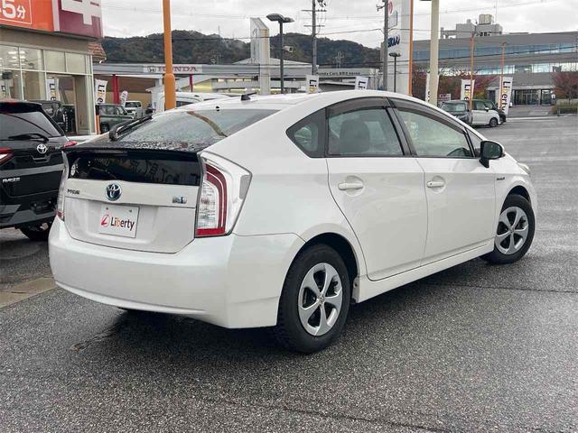 プリウス S ナビ ETC Bluetooth TV アルミホイール オートライト HID CVT スマートキー 電動格納ミラー 盗難防止システム CD USB 衝突安全ボディ ABS ESC エアコン(12枚目)