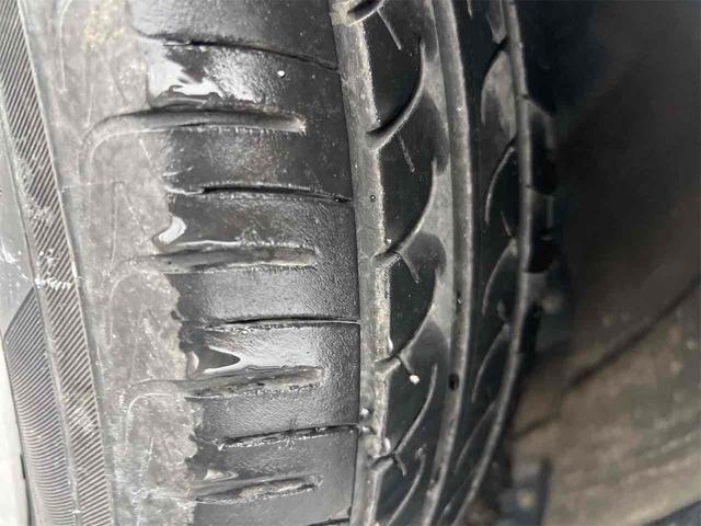 プリウス S ナビ ETC Bluetooth TV アルミホイール オートライト HID CVT スマートキー 電動格納ミラー 盗難防止システム CD USB 衝突安全ボディ ABS ESC エアコン(22枚目)