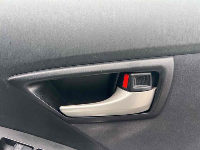 プリウス S ナビ ETC Bluetooth TV アルミホイール オートライト HID CVT スマートキー 電動格納ミラー 盗難防止システム CD USB 衝突安全ボディ ABS ESC エアコン(40枚目)
