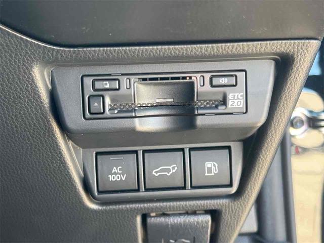 プリウス Ｚ　全周囲カメラ　ディスプレイオーディオ　ＴＶ　クリアランスソナー　オートクルーズコントロール　レーンアシスト　パークアシスト　衝突被害軽減システム　アルミホイール　ＬＥＤヘッドランプ　サンルーフ（10枚目）