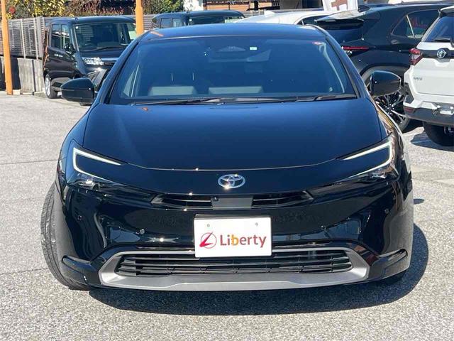 プリウス Ｚ　全周囲カメラ　ディスプレイオーディオ　ＴＶ　クリアランスソナー　オートクルーズコントロール　レーンアシスト　パークアシスト　衝突被害軽減システム　アルミホイール　ＬＥＤヘッドランプ　サンルーフ（15枚目）