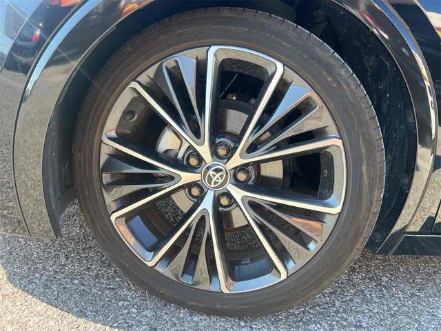 プリウス Ｚ　全周囲カメラ　ディスプレイオーディオ　ＴＶ　クリアランスソナー　オートクルーズコントロール　レーンアシスト　パークアシスト　衝突被害軽減システム　アルミホイール　ＬＥＤヘッドランプ　サンルーフ（23枚目）