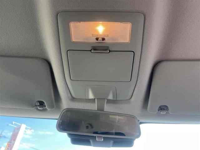 ソリオ Ｇ　両側スライドドア　クリアランスソナー　レーンアシスト　衝突被害軽減システム　スマートキー　電動格納ミラー　ウォークスルー　ＣＶＴ　盗難防止システム　衝突安全ボディ　ＡＢＳ　ＥＳＣ　エアコン（14枚目）